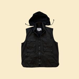 Vintage 70s/80s outdoors vest by Weather-rite, size XL vest with 8 pockets